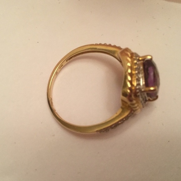 14k AMETHYST AND DIAMOND RING - Picture 4 of 7